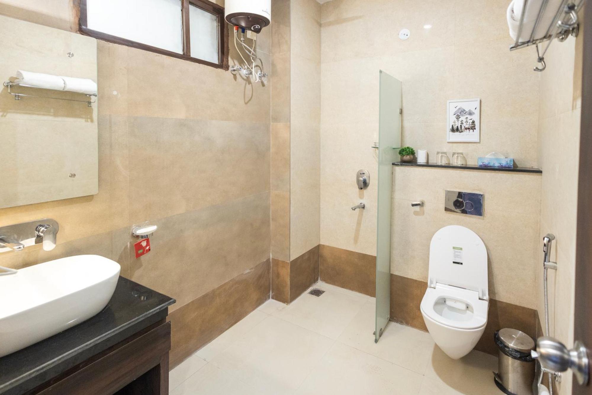 Stone Wood Hotel, Rishīkesh Zewnętrze zdjęcie